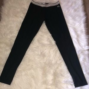 🖤🤍Victoria’s Secret angel wing leggings🤍🖤